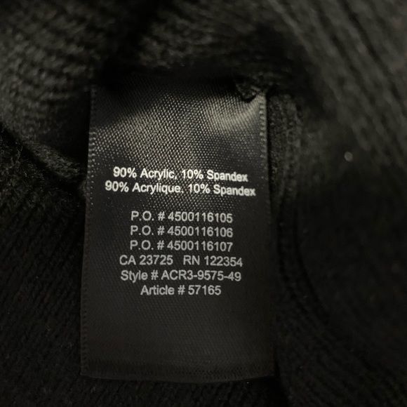 TNA beanie - Picture 2 of 3